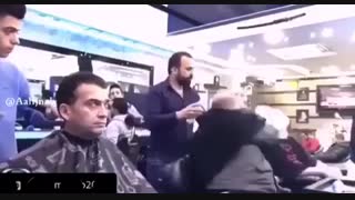 فک کنم آرایشگره ریده بود تو موهاش!!!