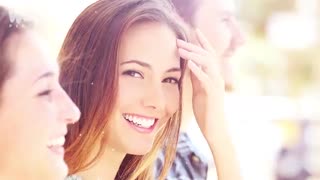 روابط : راه های شناخت شخصیت یک زن از راه دور !