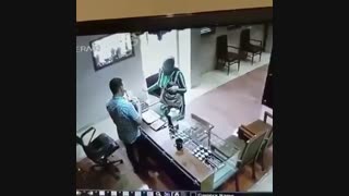 وقتی برای اولین بار میری دزدی