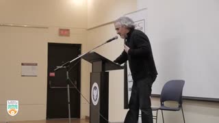 صحبت‌های محسن نامجو در ونکوور درباره جنگ ایران