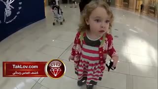 واکنش عجیب دختر آمریکایی به صدای اذان