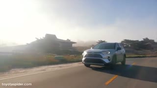 بررسی خودرو تویوتا راوفور 2019