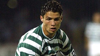 اولین حضور بازیکنان مشهور در زمین فوتبال