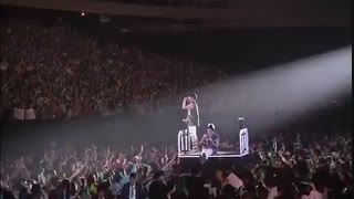 SHINee - Run With Me