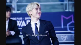 عکس از لبخند زدن جیمین BTS