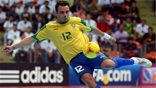 حرکات و گل های استثنایی فالکائو