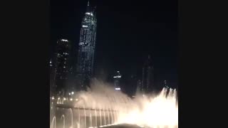 رقص فواره ها در کنار برج خلیفه