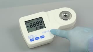 بررسی مشخصات ف قیمت و خرید رفرکتومتر اتیلن گلیکول هانا HANNA HI 96832