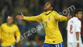 حرکات دیدنی روبینیو یکی از استعدادهای ناب فوتبال برزیل