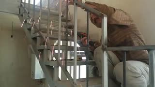 نصب گل نرده