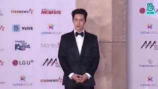 پاک هه جین روی فرش قرمز Asia Artist Awards 2018