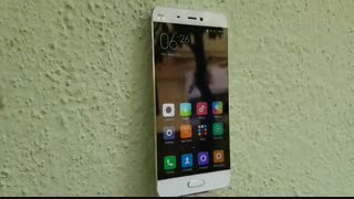 بررسی و معرفی Xiaomi Mi5