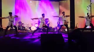 رقص زیبای لزگی در برج میلاد تهران - همکاری گروه رستاک و آیلان