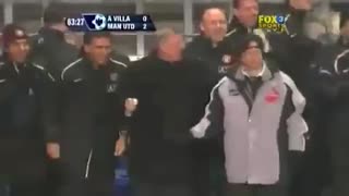 گل دیدنی پل اسکولز به استون ویلا در سال 2006