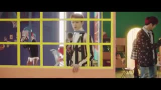 موزیک ویدیو Spring Breeze از Wanna one