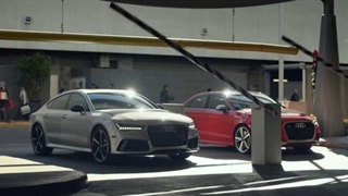 کمپین تبلیغات کریسمس شرکت آئودی با عنوان «پارکینگ»