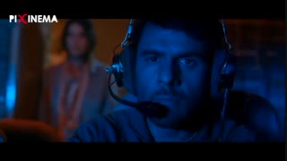 به وقت شام سکانس بلند کردن هواپیما از روی باندی که داعشی‌ها به آن حمله کرده