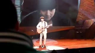 اجرای موسیقی برای زوج اورژانسی با خوانندگی لی پیل مو