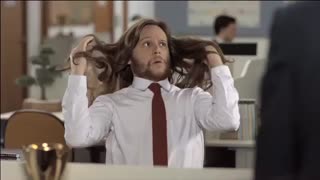 تبلیغ جالب و طنزآمیز داو برای تأکید استفاده از شامپوی مخصوص مردان