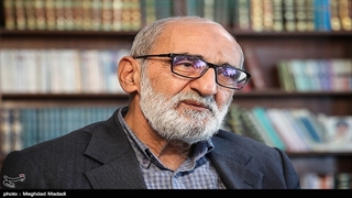 پاسخهای شریعتمداری به "بهتان" بیبیسی