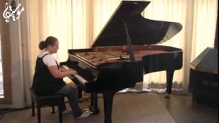 اجرا قطعه زیبا و دلنشین "The Descent" توسط میشل مک لافلین