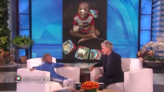 خانه بازی-کرج-ماداگاسکار-رقص پسر بچه و مچل کردن مجری:):):):)