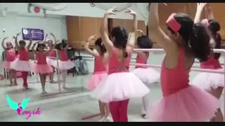 خانه بازی کودک_کرج _ماداگاسکار _ تمرین رقص کودک