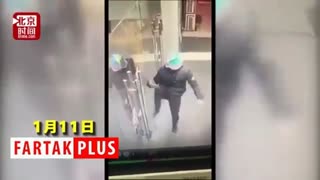 روش احمقانه دزد برای سرقت از یک موبایل فروشی!