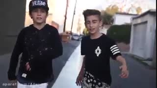 آهنگ زیباتوسط دوپسرنوجوان