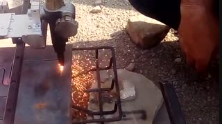 دستگاه سی ان سی CNC برش آهن و حک روی آهن