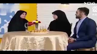 درخواست مجری برای بوسیدن همسر در برنامه زنده