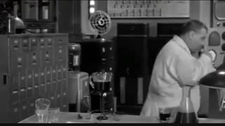 فیلم کمدی و قدیمی سه کله پوک در سفر با موشک