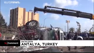 طوفان در آنتالیا خسارات گسترده ای بر جا گذاشت