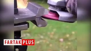 تبدیل ریل قطار به تبری قدرتمند!