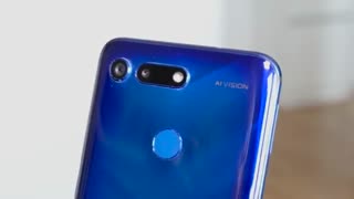 بررسی گوشی آنر View 20 - سایت Digital Trends