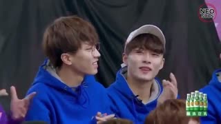 WayV playing game