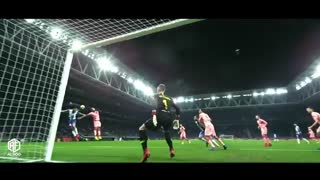 هواپیمایی مارک آندره تراشتگن؛ سیوهای فوق‌العاده دیوار برلین