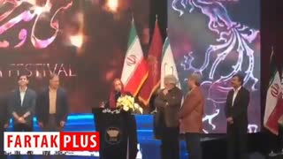 خاطره گوهر خیراندیش از محاکمه اش به دلیل بوسیدن یک جوان