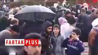 توزیع وام در راهپیمایی ۲۲ بهمن!