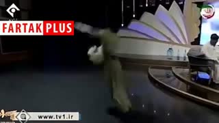 حرکات عجیب مهمان علی ضیاء در برنامه فرمول یک +فیلم