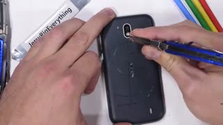 تست مقاومت گوشی نوکیا 1 - سخت‌افزارمگ