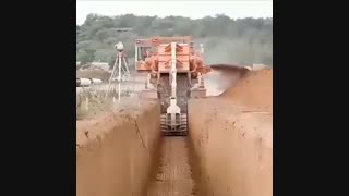 ماشین حفاری اتوماتیک ترانشه