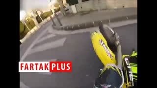 عجیب‌ترین شیوه دستگیری یک موتورسوار توسط پلیس