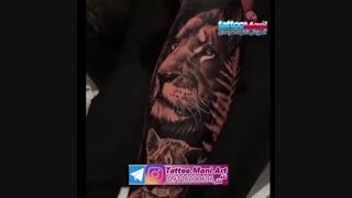تتو شیر و بچه شیر روی ساعد دست