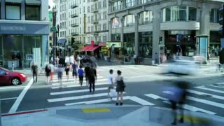 Apple CarPlay Powered by Pioneer