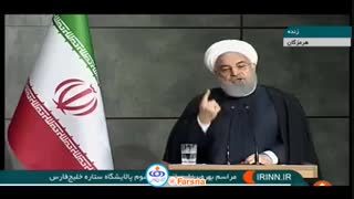روحانی:وقتی دشمن سنگ می اندازد، شیشه می‌شکند و تا زمان انداختن شیشه بعدی، ممکن است یک بچه‌ای سرما بخورد و مگس بیاید.