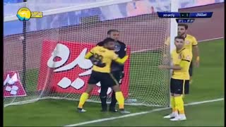 واکنش دیدنی احمدی روی ضربه پنالتی غفوری