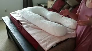 بالشت بارداری u شکل(نقدو بررسی بهترین بالشت در دوران بارداری)