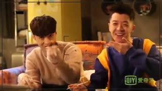 پشت صحنه ی The Golden Eyes با خول بازیای ییشینگ (lay)