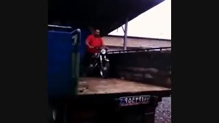 نیم گرم مغذ داشت این کار رو نمیکرد